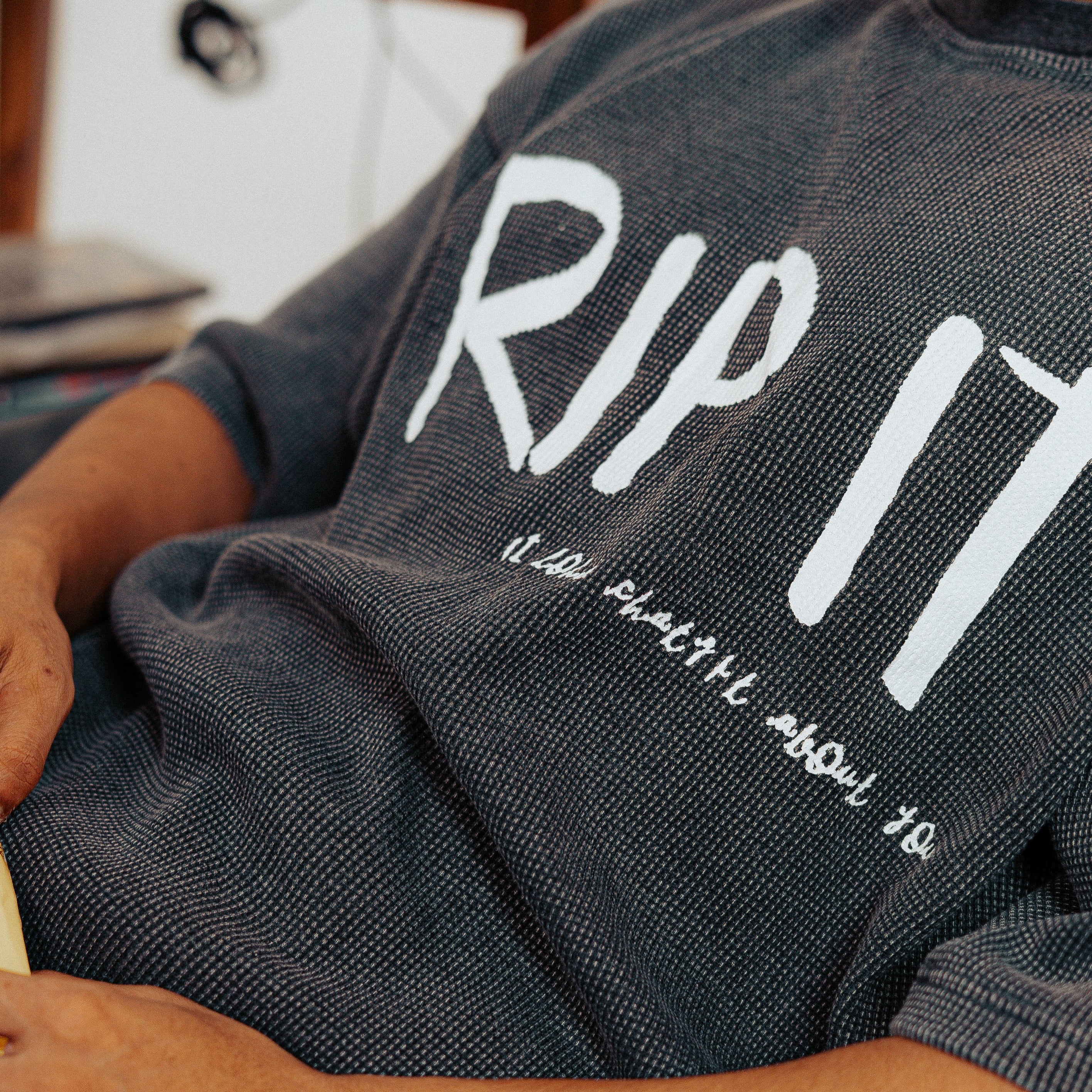 'Rip IT' Washed Tshirt