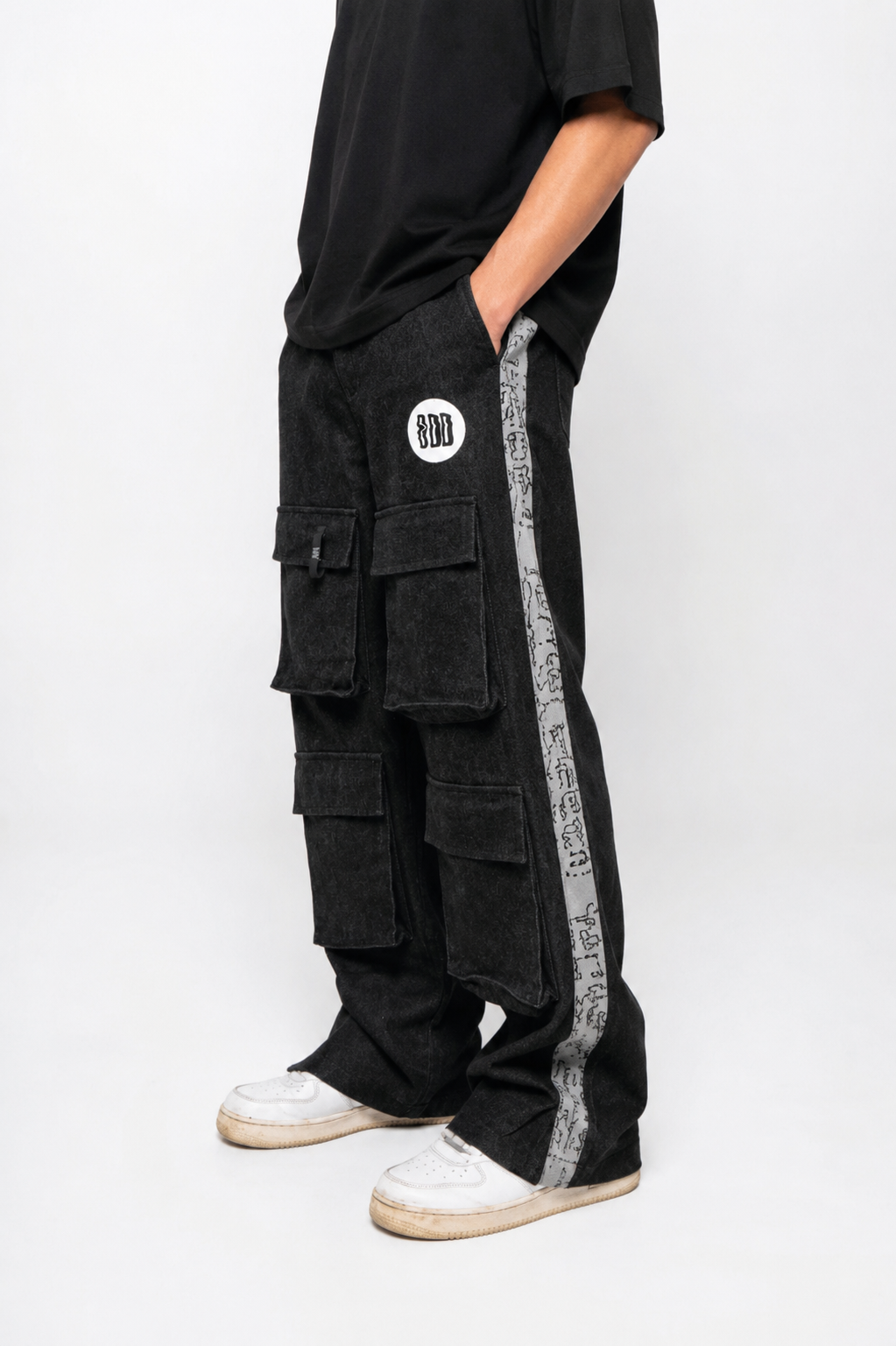 SCRIBBLED PANEL PANTS