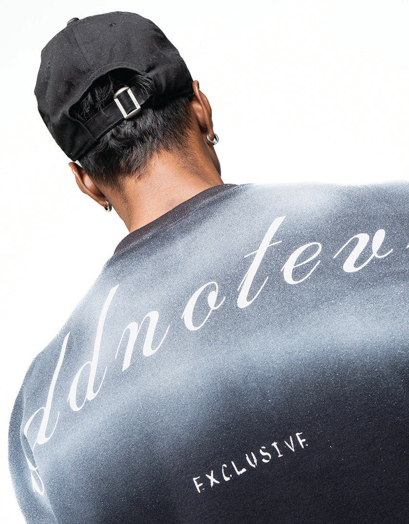 Odd Club Spray Black Tshirt