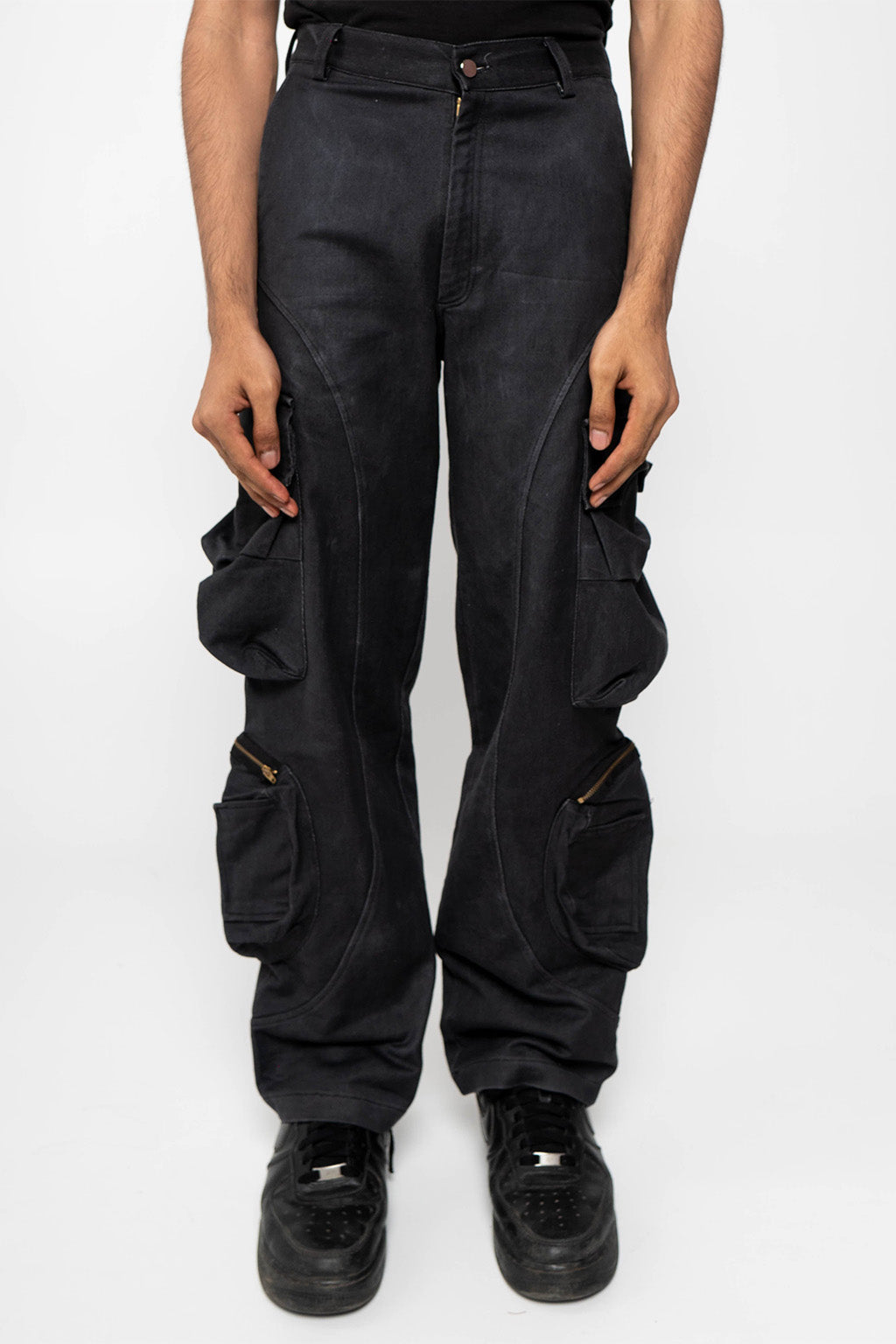 NOT BASIC ZIPPER PANTS