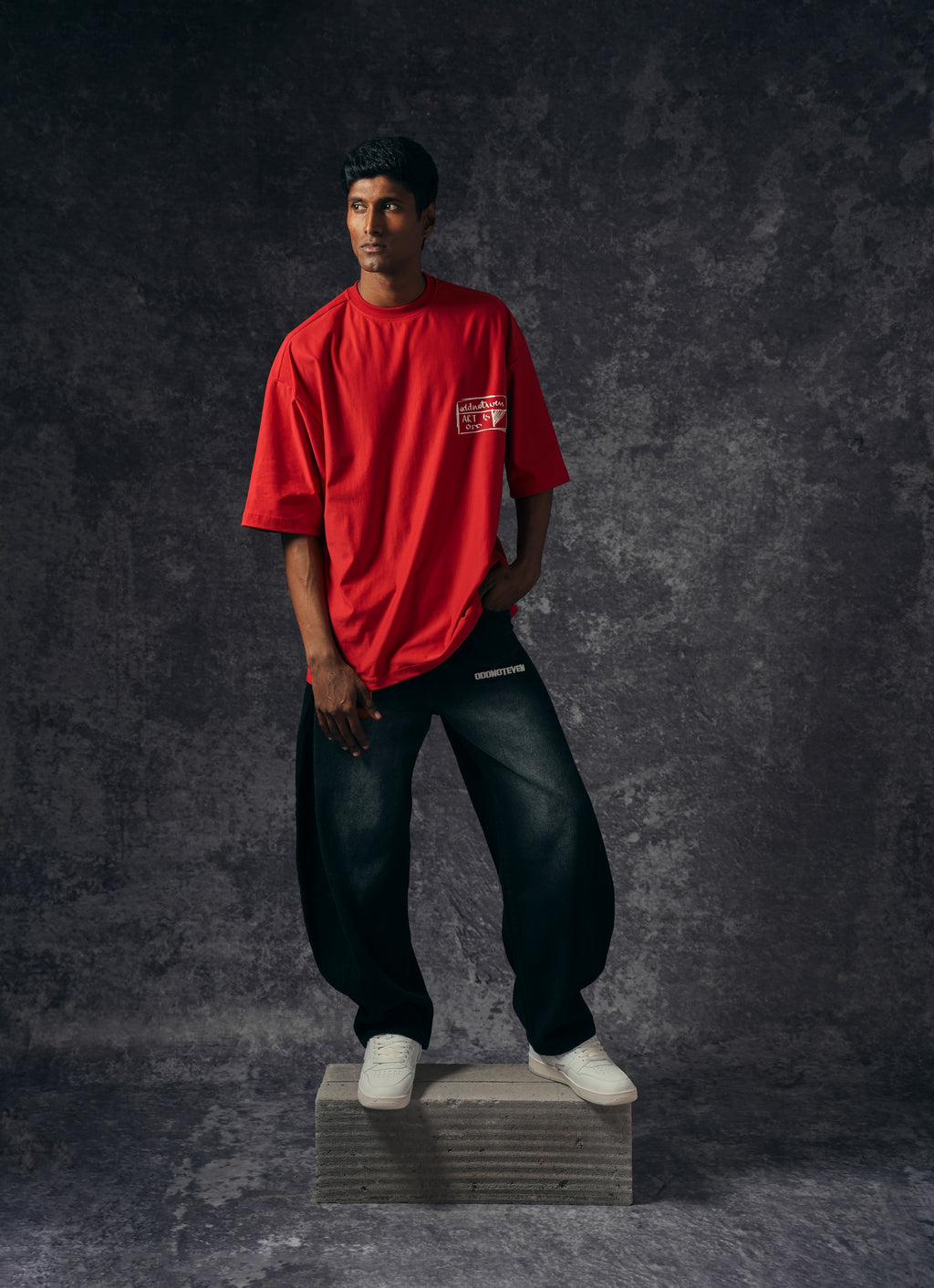 Odd Red Basic Tshirt